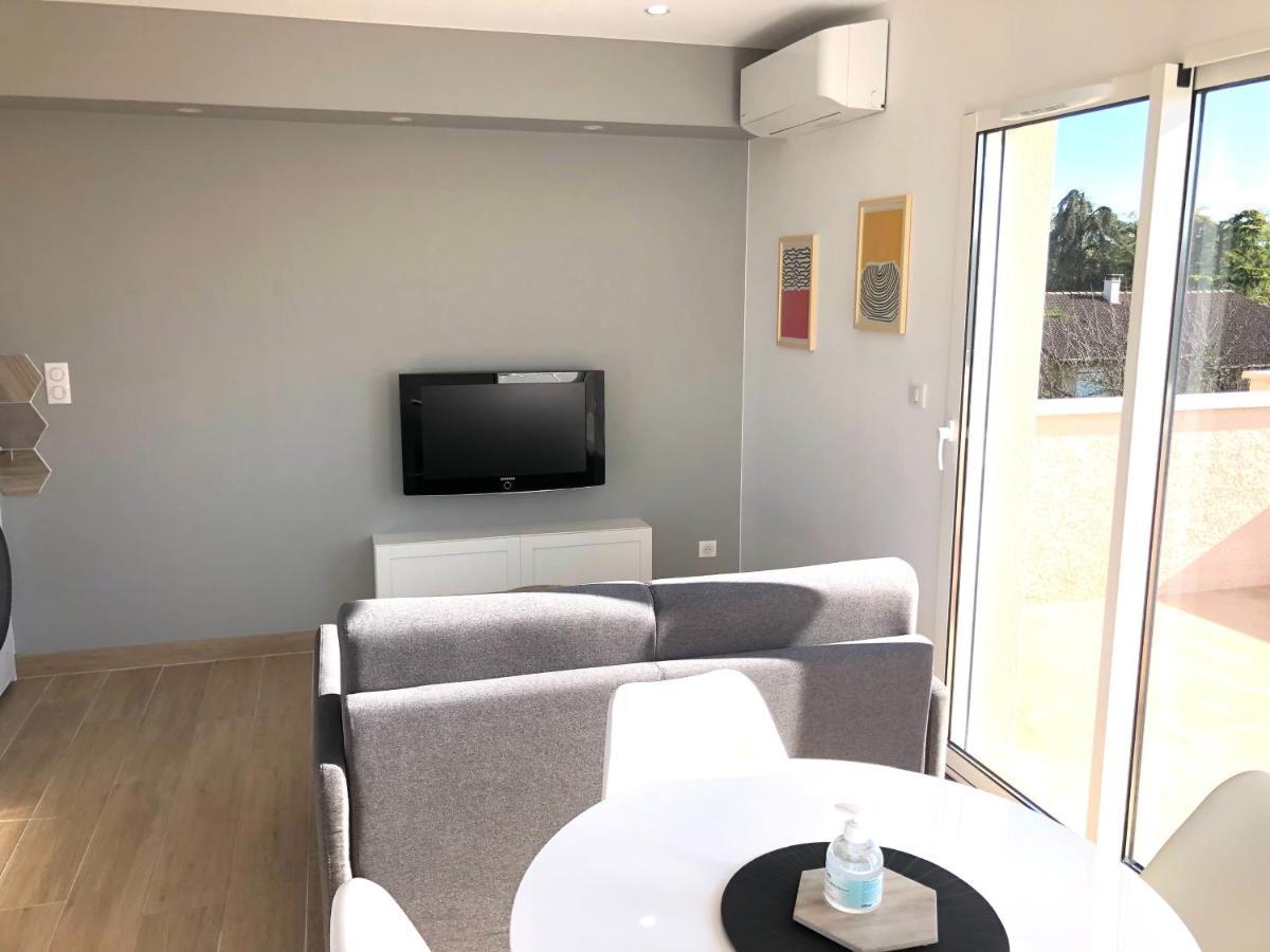 Апартаменты La Parenthese Balneo T2 Cosy De 40M² Avec Terrasse Ternay  Экстерьер фото